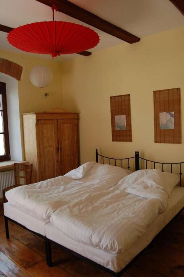 Отели типа «постель и завтрак» Rezydencja Terra Sudeta Мендзылесе-61